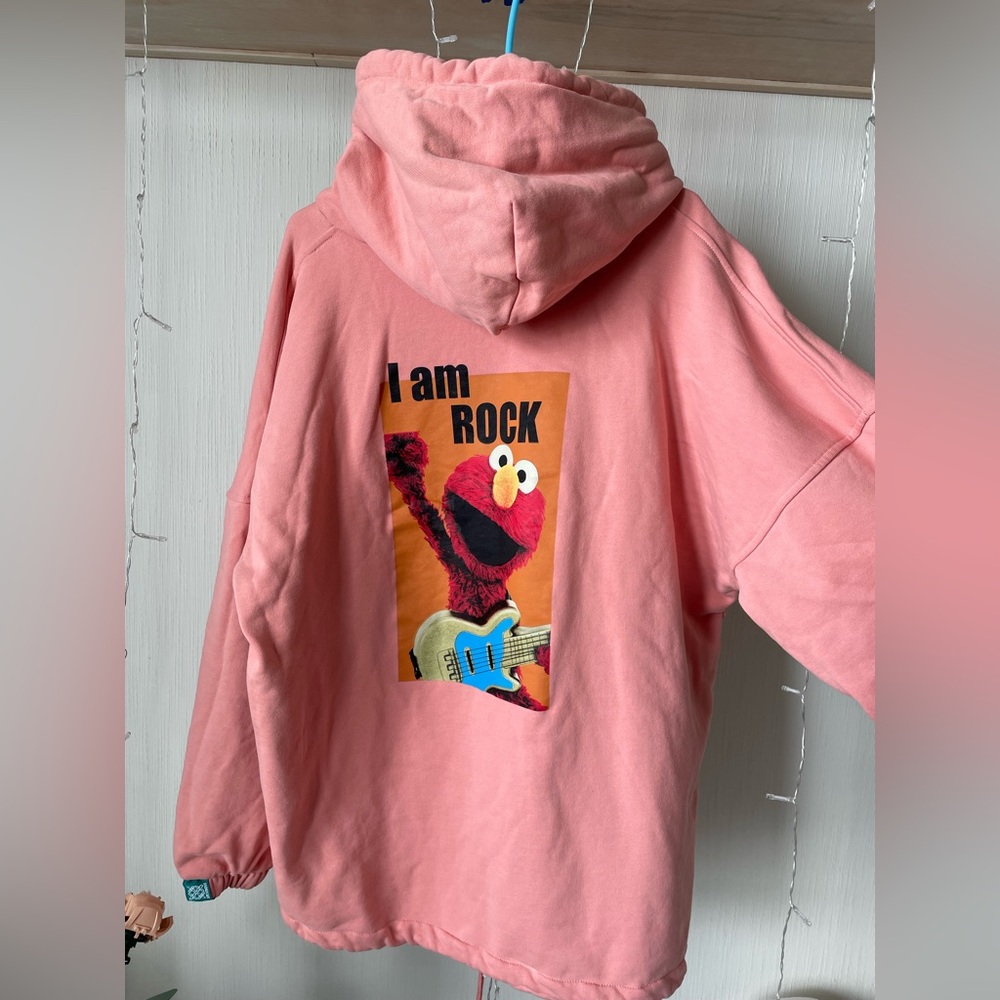 Oversized hoodie for Sesame Street